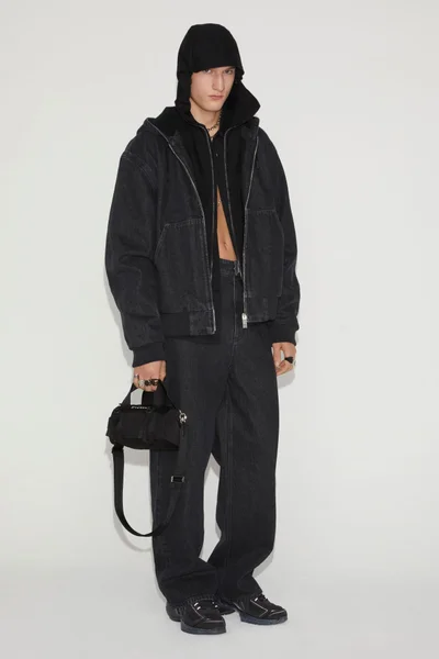 Look 10